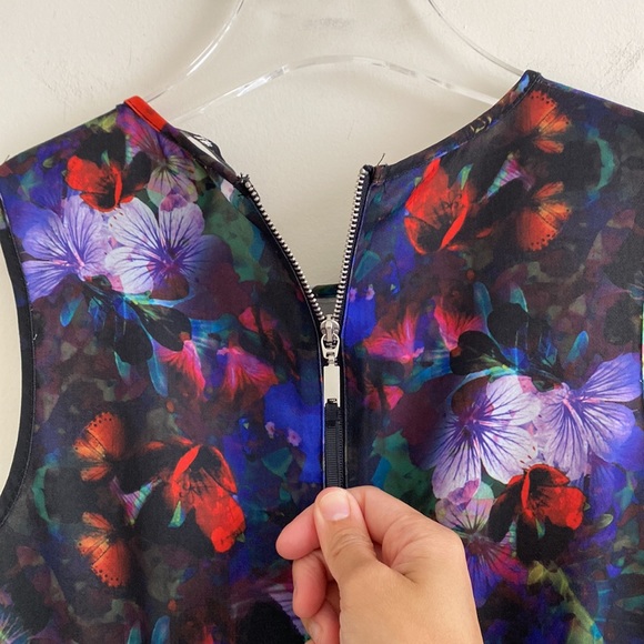 H&M Floral Print Peplum Dress - Picture 12 of 15